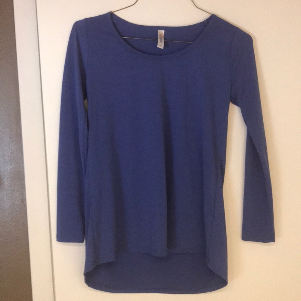 NWOT LuLaRoe shirt